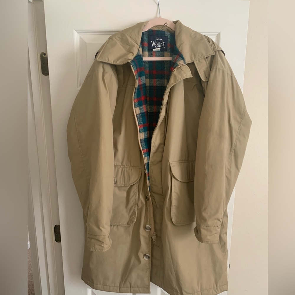 Woolrich men’s large multi-pocket coat. Camel colored and wool lined